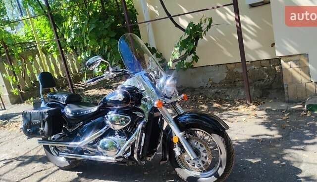 Сузуки VL 800 Intruder, объемом двигателя 0 л и пробегом 5 тыс. км за 5400 $, фото 1 на Automoto.ua