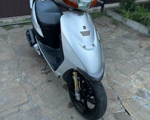 Серый Сузуки ZZ 50, объемом двигателя 49 л и пробегом 999 тыс. км за 575 $, фото 1 на Automoto.ua