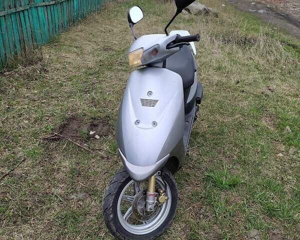 Серый Сузуки ZZ 50, объемом двигателя 0.05 л и пробегом 7 тыс. км за 570 $, фото 1 на Automoto.ua