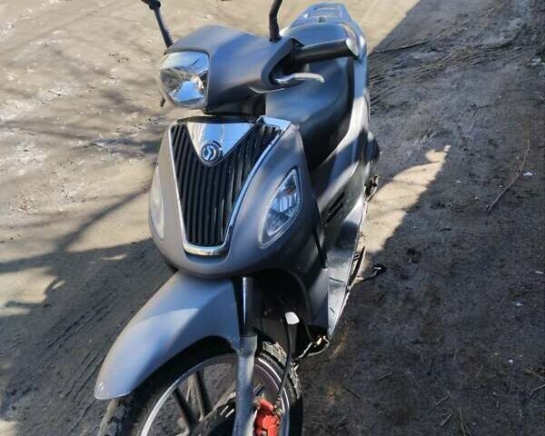 Сірий Сім Сімфоні, об'ємом двигуна 0.15 л та пробігом 5 тис. км за 800 $, фото 1 на Automoto.ua