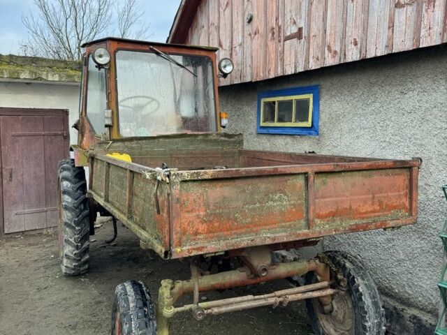 Красный Т 16, объемом двигателя 0 л и пробегом 10 тыс. км за 2000 $, фото 1 на Automoto.ua