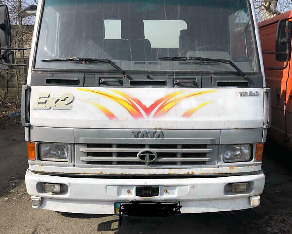 TATA 1116, объемом двигателя 5.7 л и пробегом 207 тыс. км за 8200 $, фото 1 на Automoto.ua