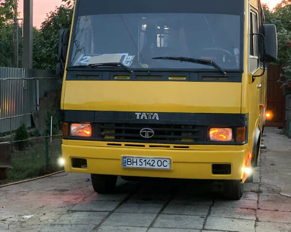 Желтый TATA А079, объемом двигателя 5.7 л и пробегом 800 тыс. км за 6000 $, фото 1 на Automoto.ua