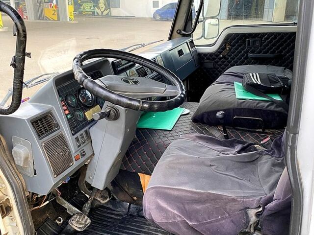 Белый TATA ЛПТ, объемом двигателя 5.7 л и пробегом 300 тыс. км за 5500 $, фото 1 на Automoto.ua
