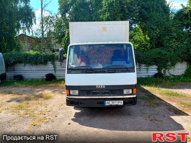 Білий TATA ЛПТ, об'ємом двигуна 5.7 л та пробігом 0 тис. км за 6000 $, фото 1 на Automoto.ua