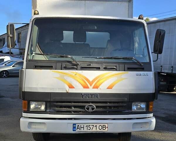 Білий TATA T 713, об'ємом двигуна 5.68 л та пробігом 300 тис. км за 6300 $, фото 1 на Automoto.ua