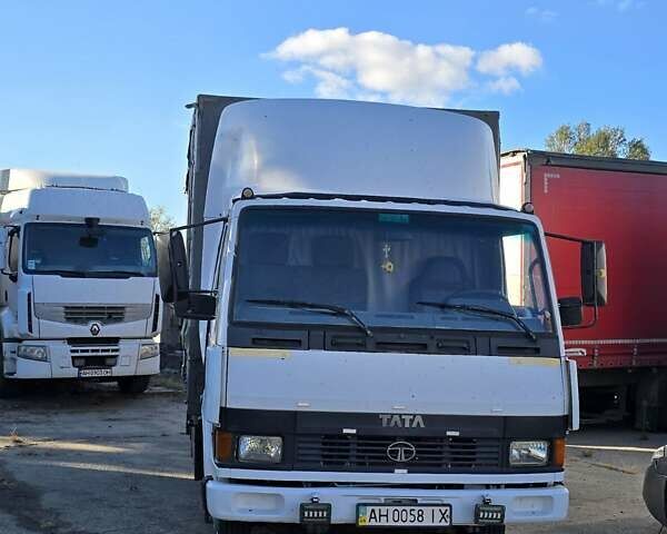 Білий TATA T 713, об'ємом двигуна 5.68 л та пробігом 300 тис. км за 6300 $, фото 1 на Automoto.ua