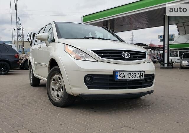 Белый TATA Aria, объемом двигателя 2.2 л и пробегом 64 тыс. км за 14900 $, фото 1 на Automoto.ua