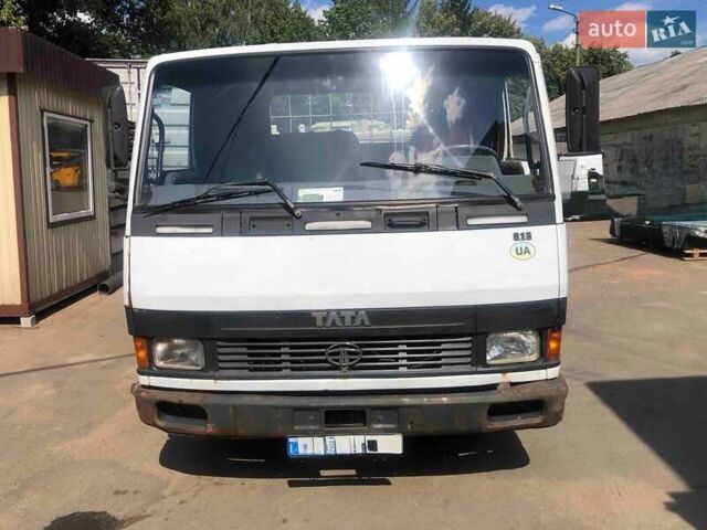Білий TATA LPT 613, об'ємом двигуна 5.7 л та пробігом 343 тис. км за 5000 $, фото 1 на Automoto.ua