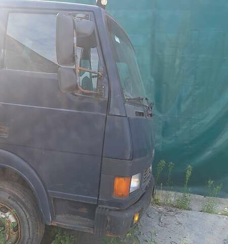 Черный TATA LPT 613, объемом двигателя 0 л и пробегом 10 тыс. км за 1500 $, фото 1 на Automoto.ua