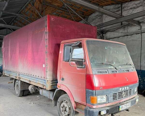 Красный TATA LPT 613, объемом двигателя 0 л и пробегом 269 тыс. км за 5850 $, фото 1 на Automoto.ua