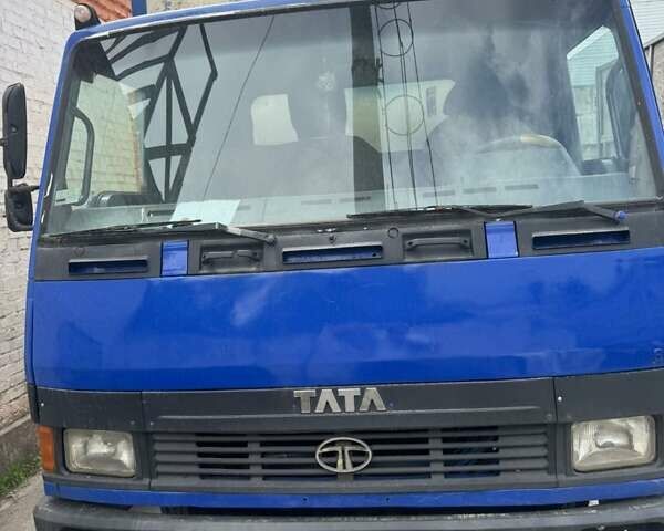Синий TATA LPT 613, объемом двигателя 5.68 л и пробегом 500 тыс. км за 5500 $, фото 1 на Automoto.ua