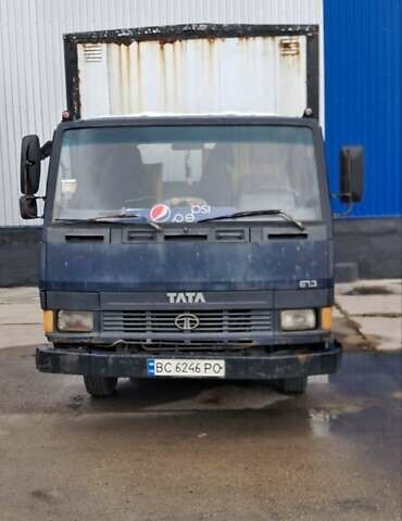 Синий TATA LPT 613, объемом двигателя 5.68 л и пробегом 270 тыс. км за 5400 $, фото 1 на Automoto.ua