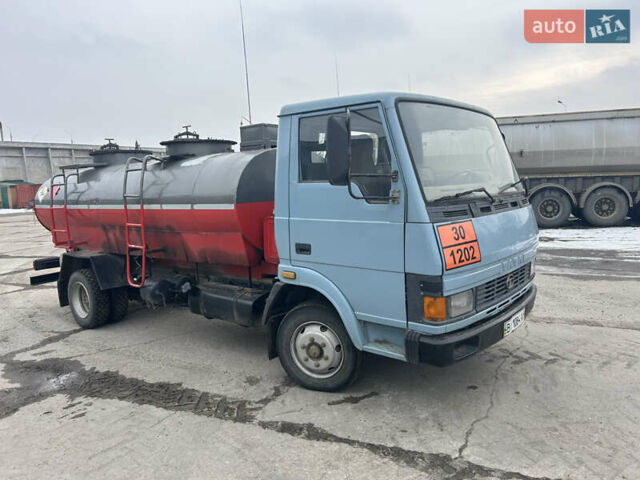 Синій TATA LPT 613, об'ємом двигуна 5.68 л та пробігом 150 тис. км за 8700 $, фото 1 на Automoto.ua