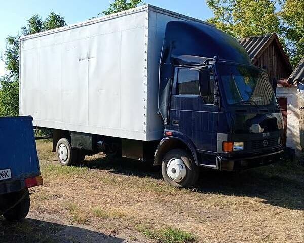 Синий TATA LPT 613, объемом двигателя 5.7 л и пробегом 257 тыс. км за 6500 $, фото 1 на Automoto.ua