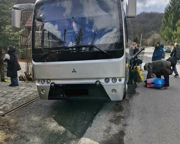 Серый Темза авто Престиж, объемом двигателя 4 л и пробегом 400 тыс. км за 27000 $, фото 1 на Automoto.ua