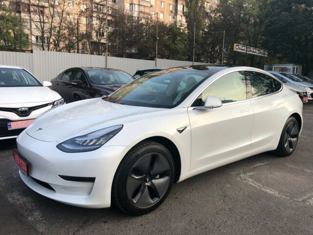 Білий Тесла Модель 3, об'ємом двигуна 0 л та пробігом 0 тис. км за 41900 $, фото 1 на Automoto.ua