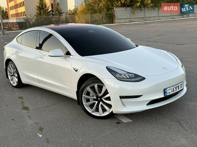 Білий Тесла Модель 3, об'ємом двигуна 0 л та пробігом 79 тис. км за 19800 $, фото 1 на Automoto.ua