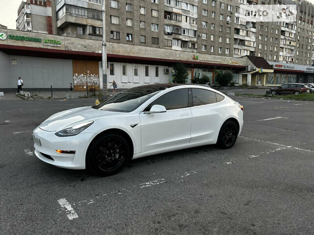 Білий Тесла Модель 3, об'ємом двигуна 0 л та пробігом 47 тис. км за 16199 $, фото 1 на Automoto.ua