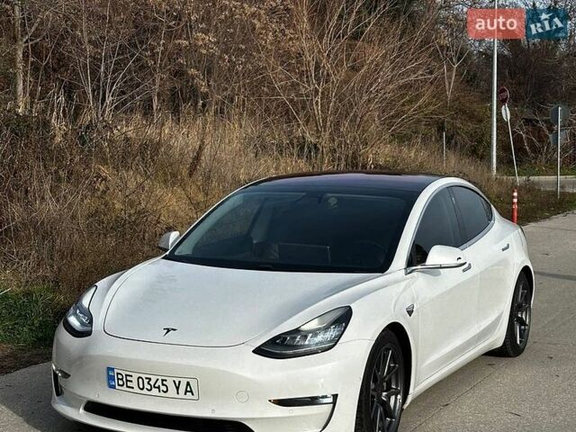 Белый Тесла Модель 3, объемом двигателя 0 л и пробегом 204 тыс. км за 15999 $, фото 1 на Automoto.ua