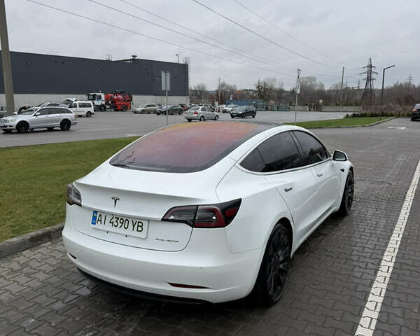 Білий Тесла Модель 3, об'ємом двигуна 0 л та пробігом 144 тис. км за 15500 $, фото 1 на Automoto.ua