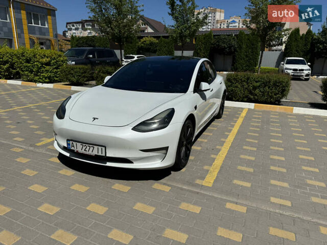 Белый Тесла Модель 3, объемом двигателя 0 л и пробегом 145 тыс. км за 17900 $, фото 1 на Automoto.ua