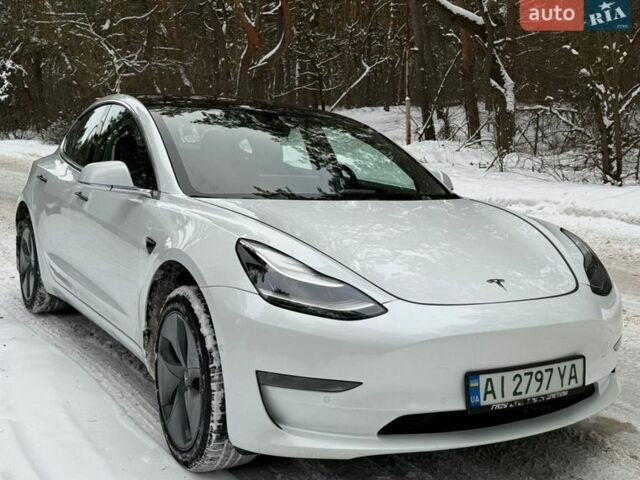 Білий Тесла Модель 3, об'ємом двигуна 0 л та пробігом 185 тис. км за 15000 $, фото 1 на Automoto.ua