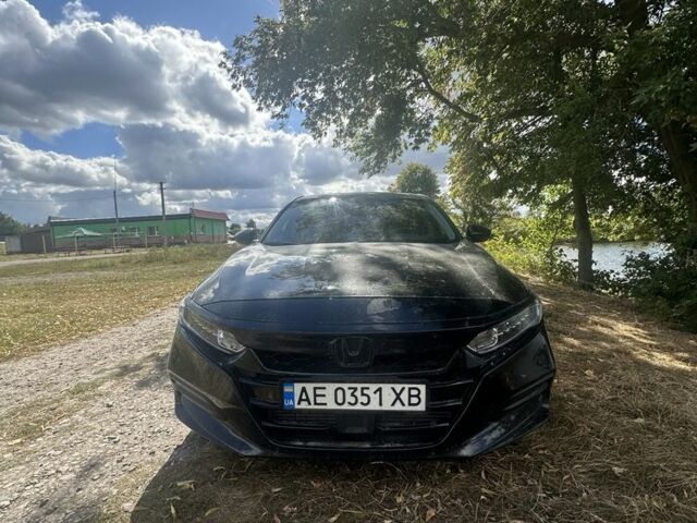 Белый Тесла Модель 3, объемом двигателя 0 л и пробегом 153 тыс. км за 15547 $, фото 1 на Automoto.ua