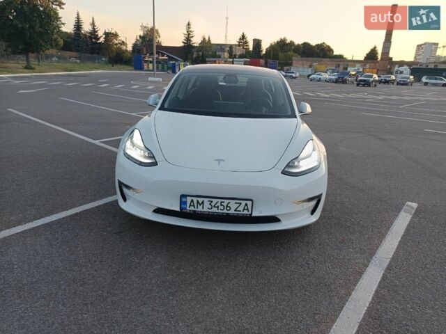 Белый Тесла Модель 3, объемом двигателя 0 л и пробегом 121 тыс. км за 18800 $, фото 1 на Automoto.ua