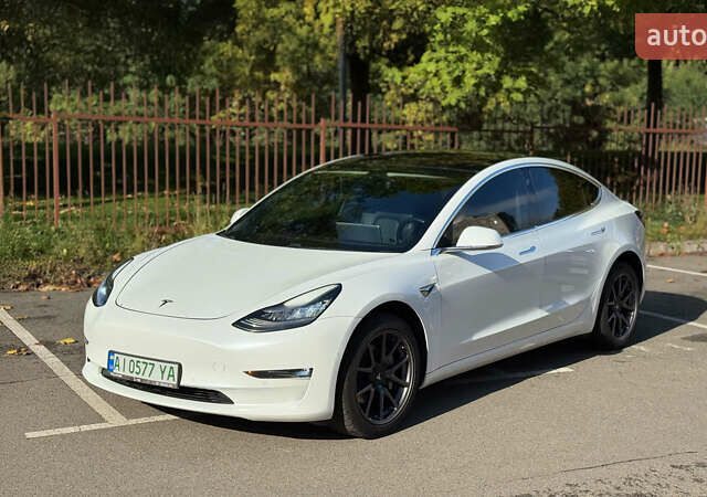 Білий Тесла Модель 3, об'ємом двигуна 0 л та пробігом 162 тис. км за 17500 $, фото 1 на Automoto.ua