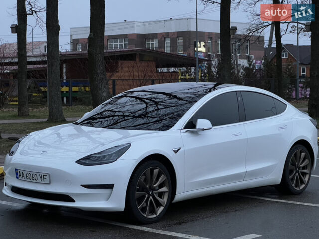 Білий Тесла Модель 3, об'ємом двигуна 0 л та пробігом 76 тис. км за 21000 $, фото 1 на Automoto.ua