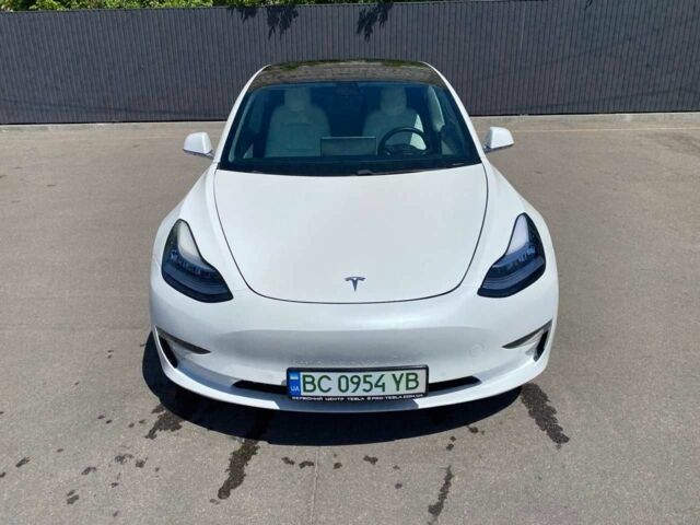 Белый Тесла Модель 3, объемом двигателя 0 л и пробегом 91 тыс. км за 17500 $, фото 1 на Automoto.ua