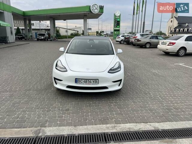 Білий Тесла Модель 3, об'ємом двигуна 0 л та пробігом 107 тис. км за 17500 $, фото 1 на Automoto.ua