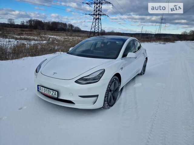 Білий Тесла Модель 3, об'ємом двигуна 0 л та пробігом 120 тис. км за 22000 $, фото 1 на Automoto.ua