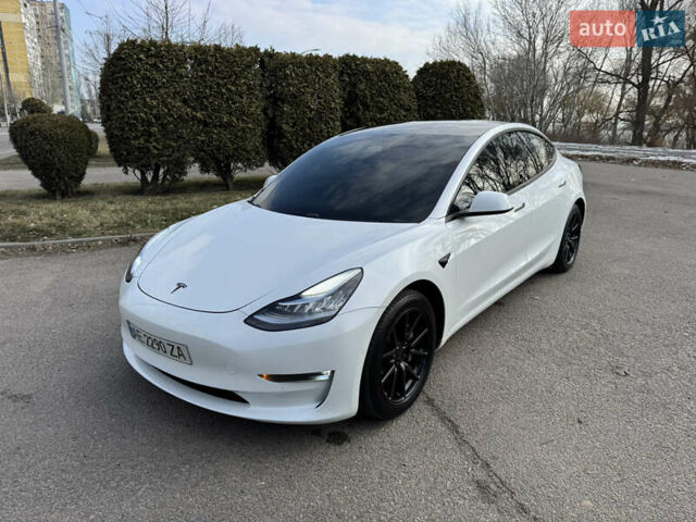 Білий Тесла Модель 3, об'ємом двигуна 0 л та пробігом 111 тис. км за 21500 $, фото 1 на Automoto.ua