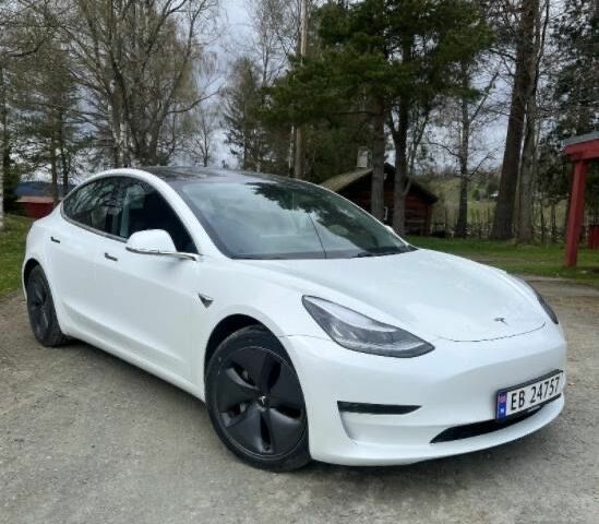 Білий Тесла Модель 3, об'ємом двигуна 0 л та пробігом 125 тис. км за 13200 $, фото 1 на Automoto.ua
