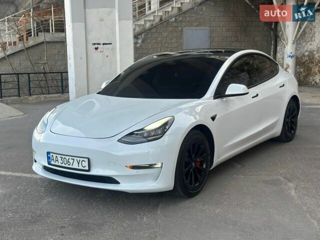 Білий Тесла Модель 3, об'ємом двигуна 0 л та пробігом 139 тис. км за 18600 $, фото 1 на Automoto.ua