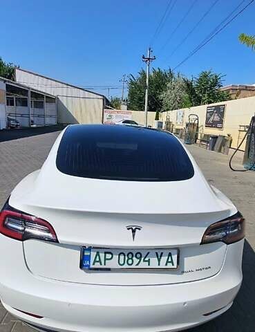 Білий Тесла Модель 3, об'ємом двигуна 0 л та пробігом 87 тис. км за 19000 $, фото 1 на Automoto.ua
