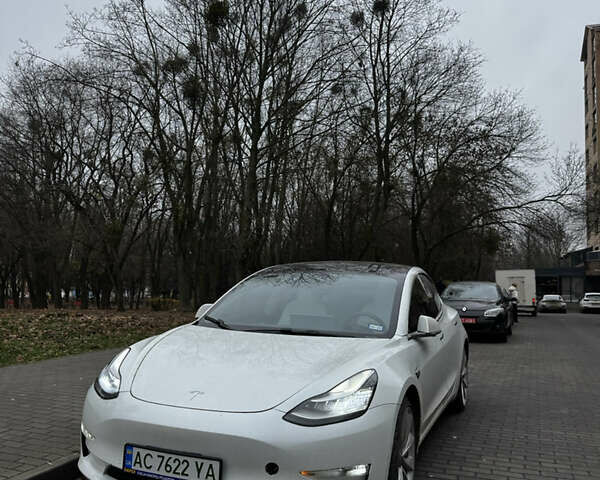 Білий Тесла Модель 3, об'ємом двигуна 0 л та пробігом 240 тис. км за 16700 $, фото 1 на Automoto.ua