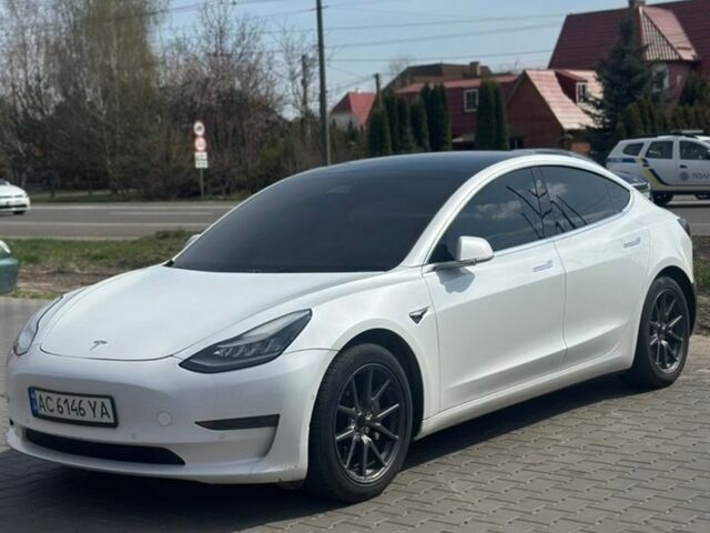 Белый Тесла Модель 3, объемом двигателя 0 л и пробегом 288 тыс. км за 11500 $, фото 1 на Automoto.ua