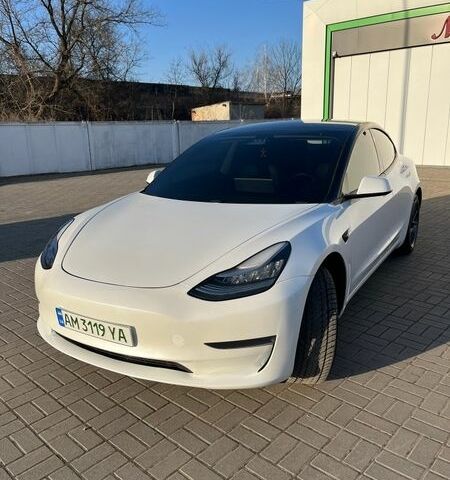 Белый Тесла Модель 3, объемом двигателя 0 л и пробегом 155 тыс. км за 16300 $, фото 1 на Automoto.ua
