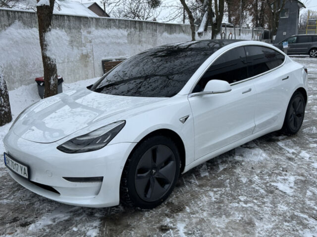Белый Тесла Модель 3, объемом двигателя 0 л и пробегом 229 тыс. км за 16480 $, фото 1 на Automoto.ua