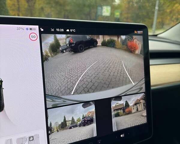 Білий Тесла Модель 3, об'ємом двигуна 0 л та пробігом 105 тис. км за 22250 $, фото 1 на Automoto.ua