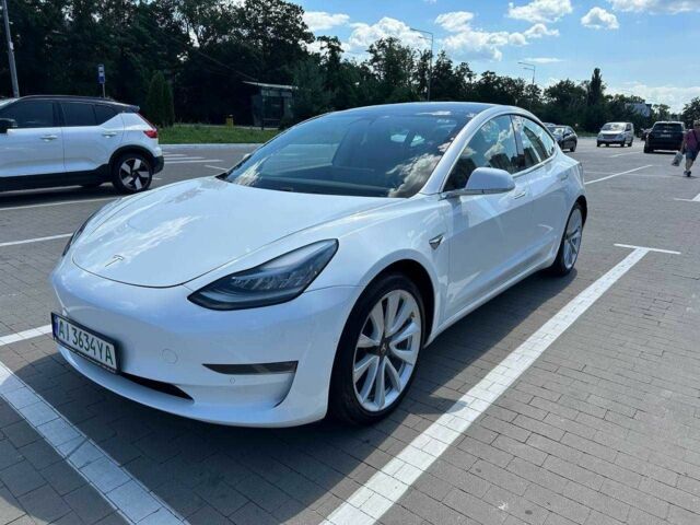 Білий Тесла Модель 3, об'ємом двигуна 0 л та пробігом 140 тис. км за 26850 $, фото 1 на Automoto.ua