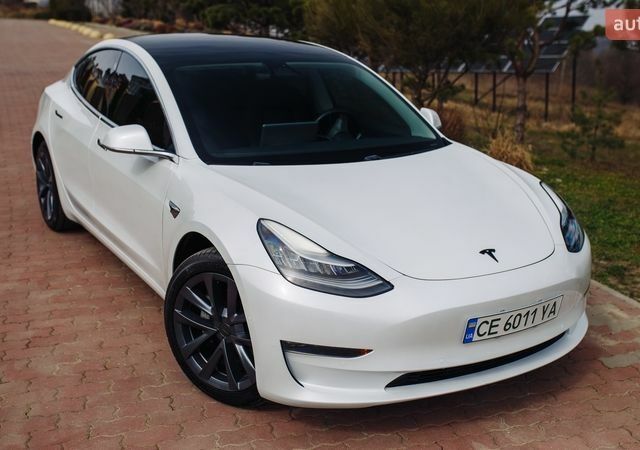 Білий Тесла Модель 3, об'ємом двигуна 0 л та пробігом 90 тис. км за 14000 $, фото 1 на Automoto.ua