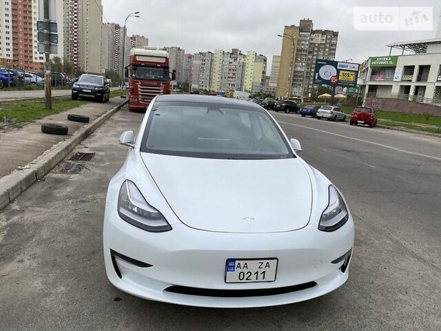 Белый Тесла Модель 3, объемом двигателя 0 л и пробегом 2 тыс. км за 20500 $, фото 1 на Automoto.ua