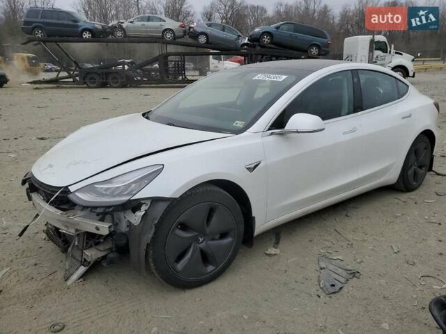 Белый Тесла Модель 3, объемом двигателя 0 л и пробегом 92 тыс. км за 2850 $, фото 1 на Automoto.ua