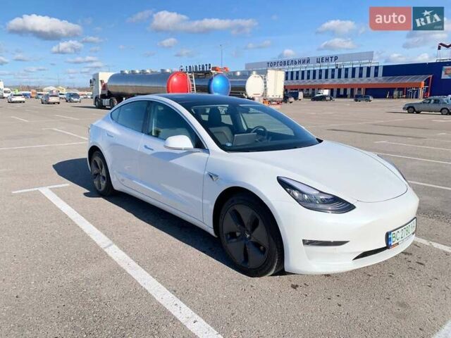 Білий Тесла Модель 3, об'ємом двигуна 0 л та пробігом 140 тис. км за 17100 $, фото 1 на Automoto.ua