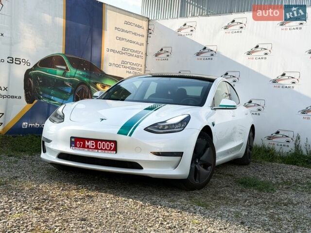 Білий Тесла Модель 3, об'ємом двигуна 0 л та пробігом 182 тис. км за 16000 $, фото 1 на Automoto.ua