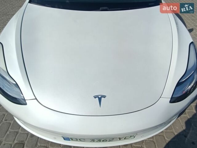 Белый Тесла Модель 3, объемом двигателя 0 л и пробегом 13 тыс. км за 18000 $, фото 1 на Automoto.ua